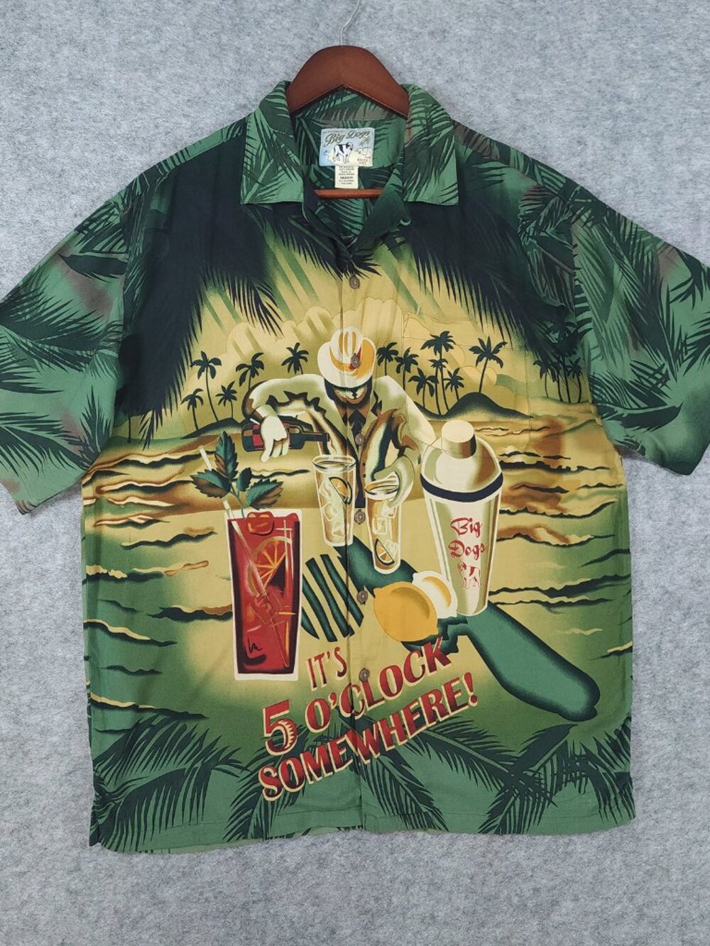 Big Dogs Vtg Hawaiian Camp Shirt Medium Its 5 Oclock Somewhere Tiki Bar Cocktail